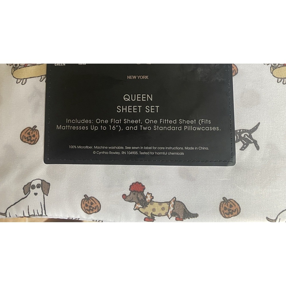 Cynthia Rowley Queen Sheet Set Halloween Dachshund Weiner Dog Costume Pumpkin - Picture 5 of 6